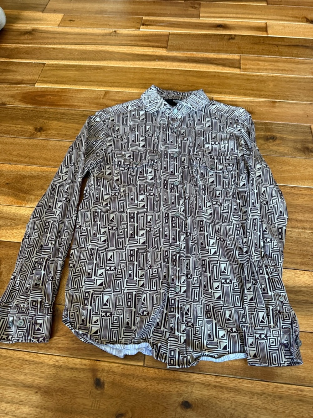 Murano Geometric Button-Down Shirt